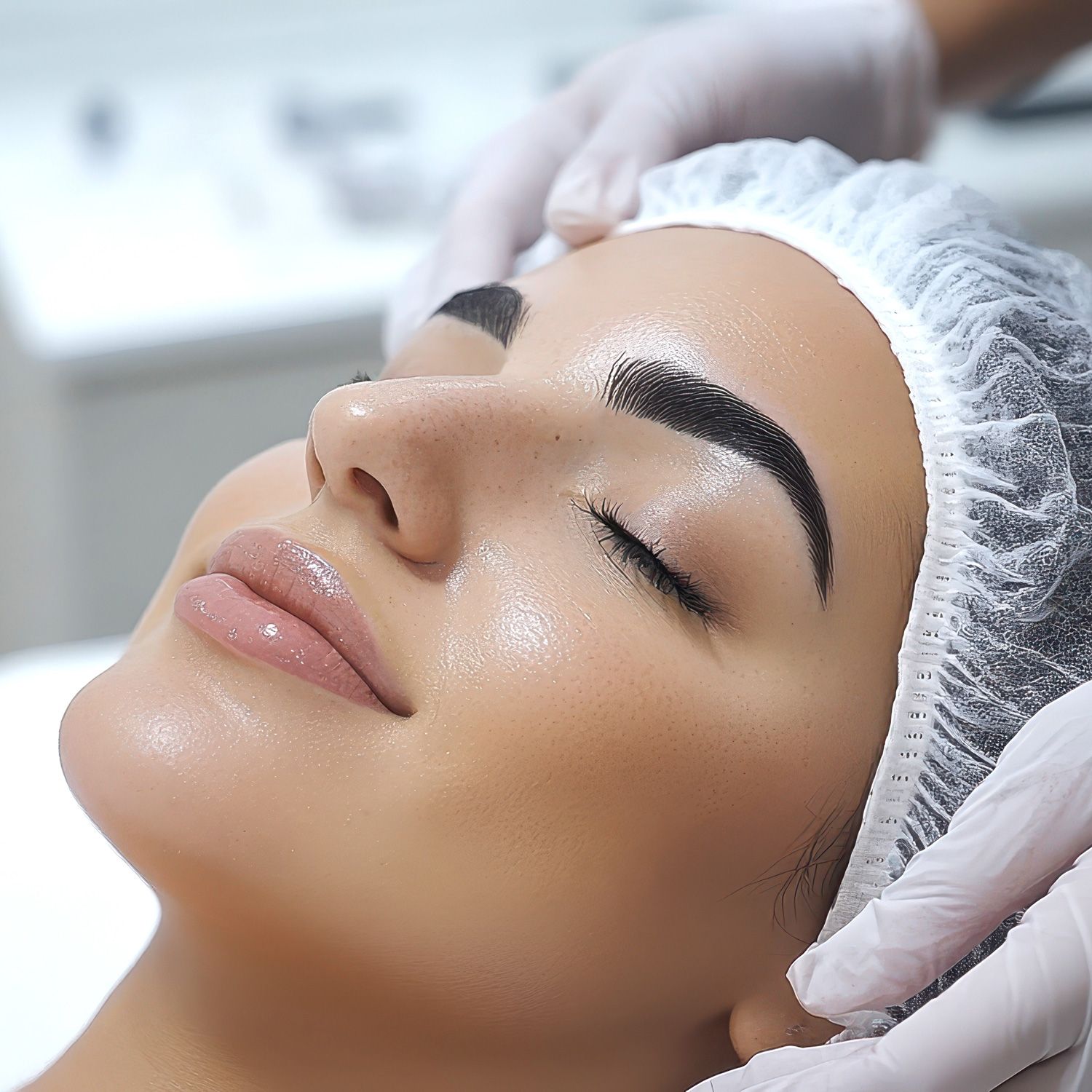vecteezy_relaxing-facial-treatment-woman-enjoying-spa-beauty_66244652.jpg